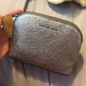 Michael kors cosmetic bag